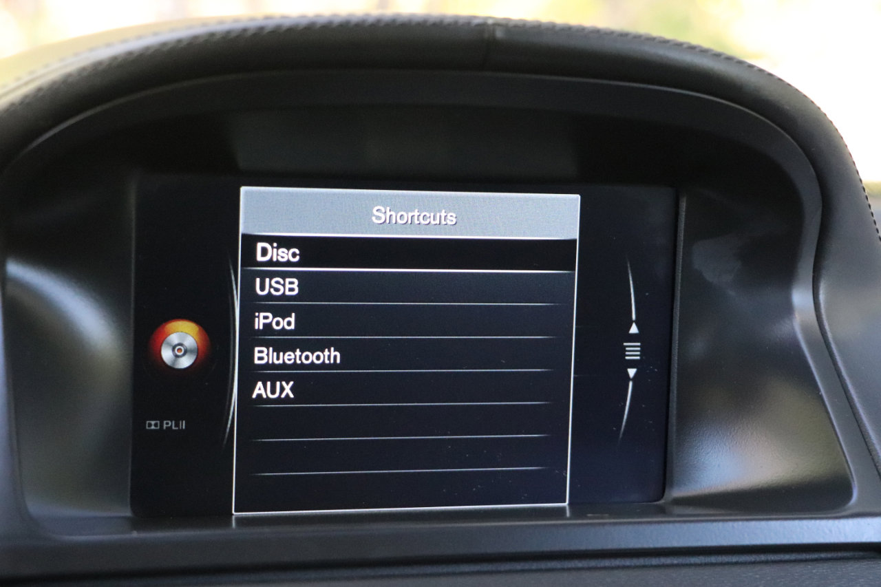 Used 2016 Volvo XC70 T5 Platinum w/ Climate Package image 26