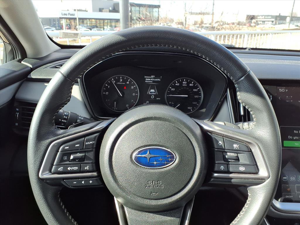 Used 2025 Subaru Outback Premium w/ Popular Package #1A image 13