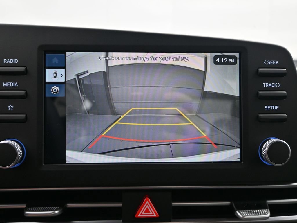 Used 2025 Hyundai Elantra Sport FWD image 17