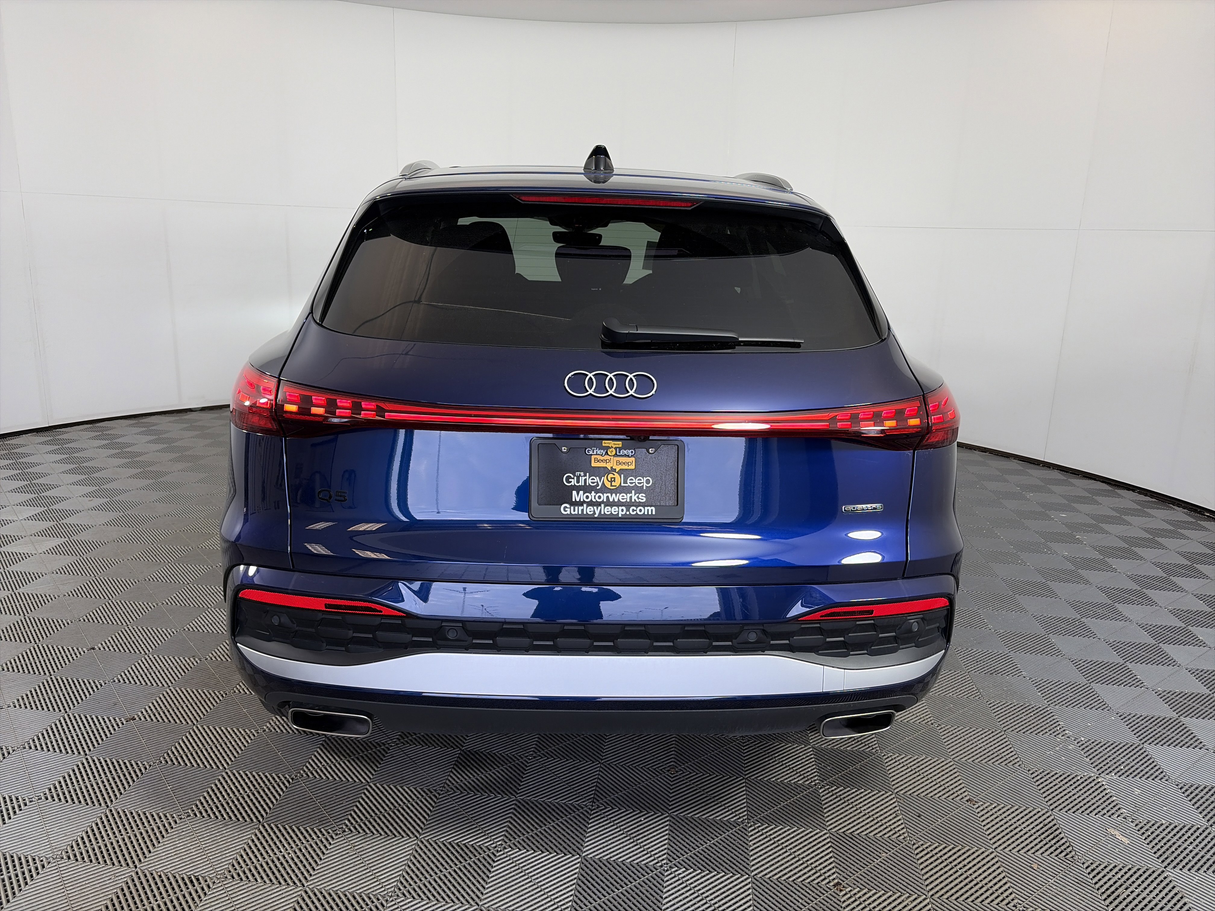 Used 2025 Audi Q5 Premium Plus w/ Premium Plus image 5