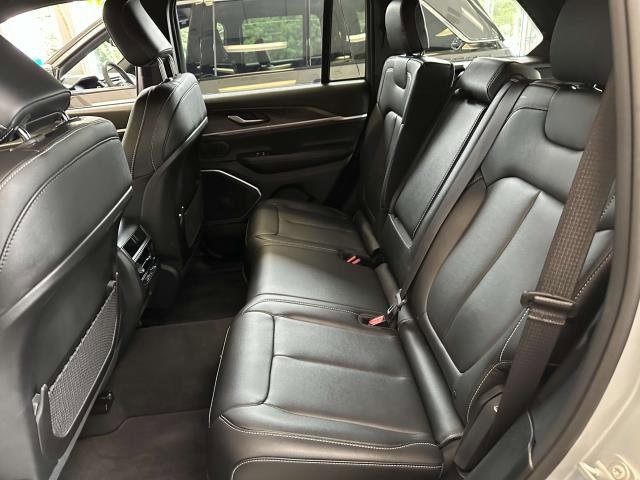 Used 2024 Jeep Grand Cherokee Limited 4xe image 23