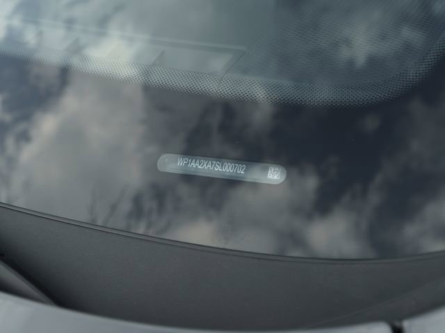 Certified 2025 Porsche Macan 4 Electric image 32