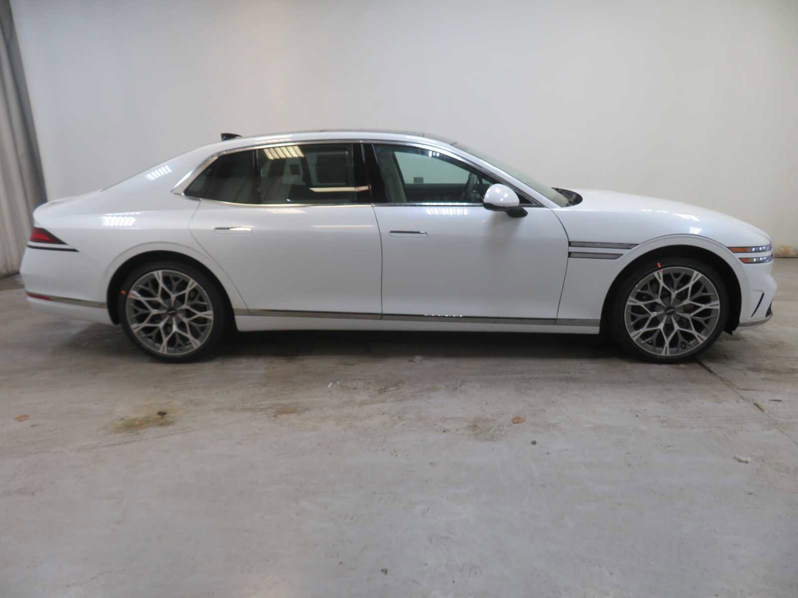 New 2026 Genesis G90 3.5T image 7