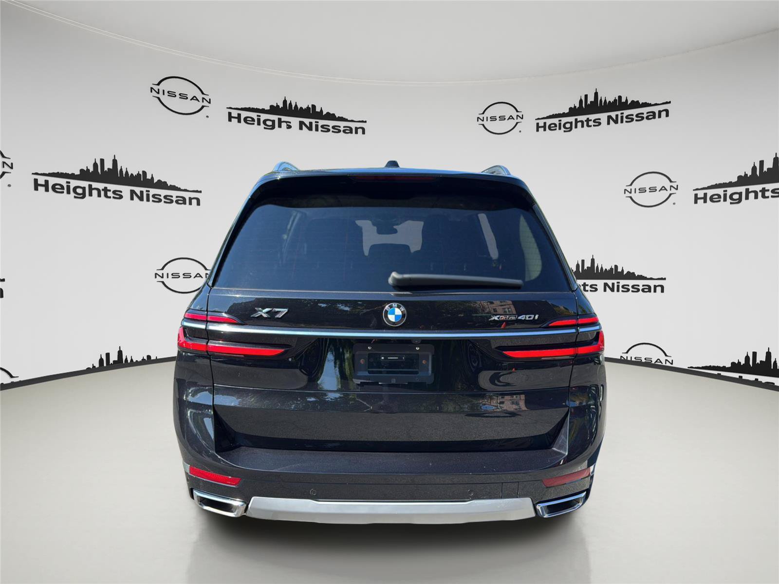 Used 2025 BMW X7 xDrive40i AWD/4WD image 6