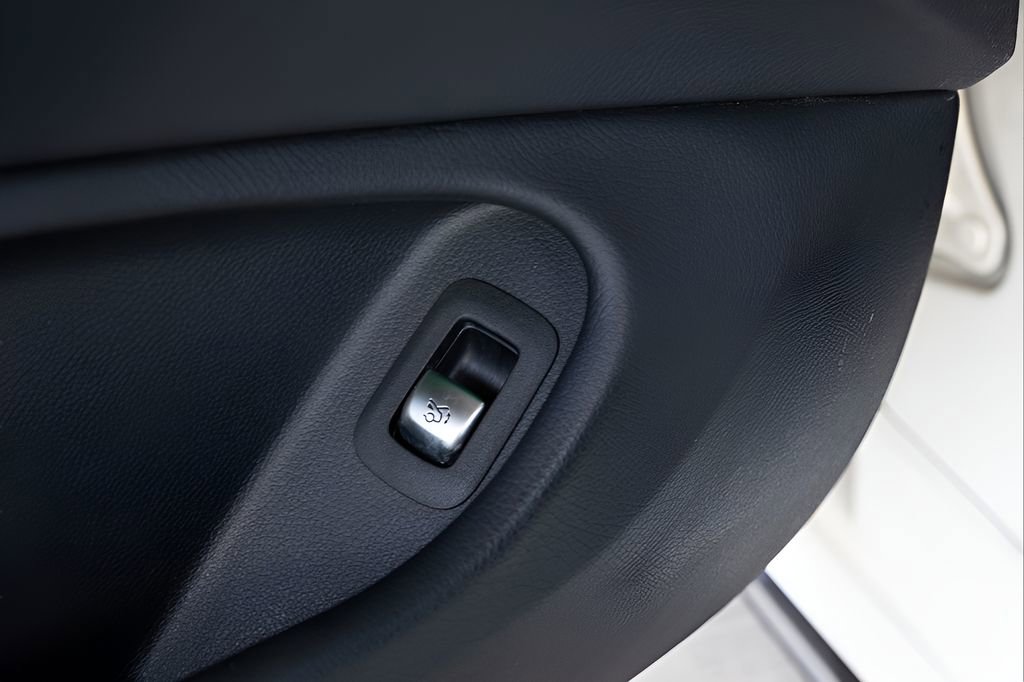 Used 2020 Mercedes-Benz C 43 AMG 4MATIC Coupe image 48