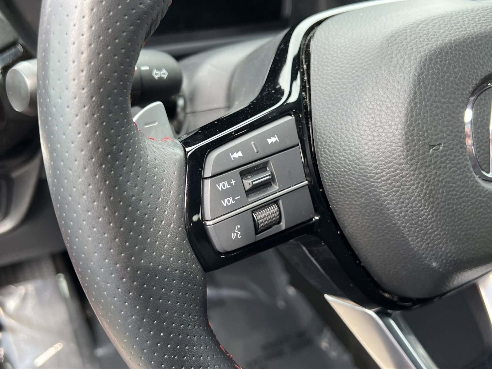 Certified 2025 Acura ADX A-Spec FWD image 30