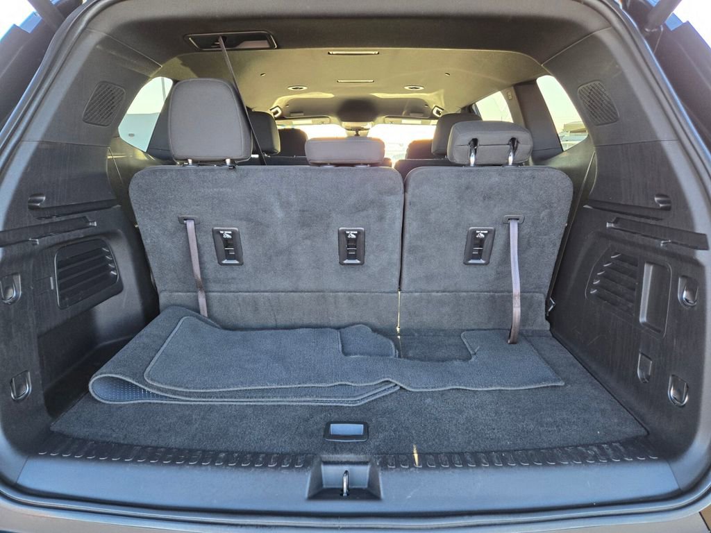 Certified 2025 GMC Acadia Elevation image 13