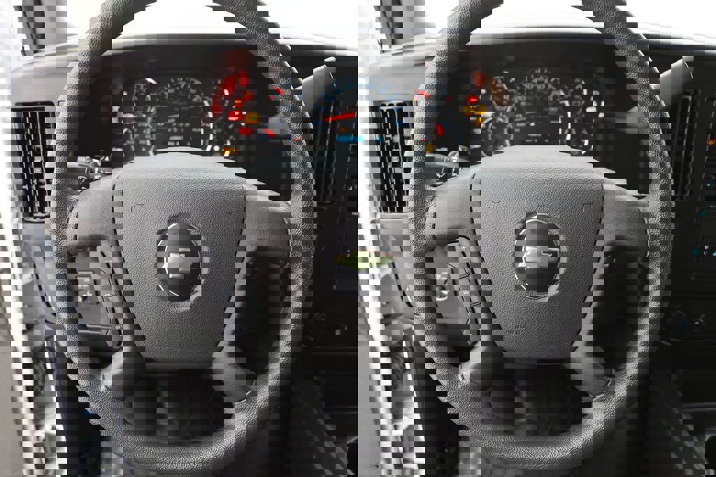 Used 2023 Chevrolet Express 3500 LS image 15