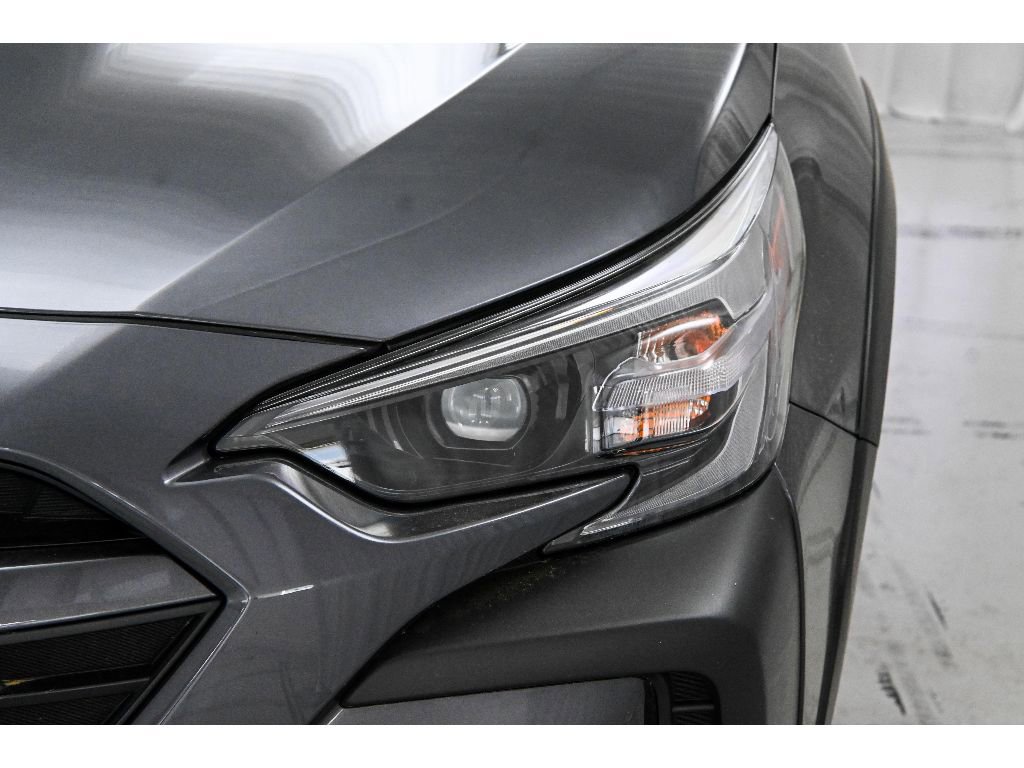 Used 2025 Subaru Outback Premium image 9