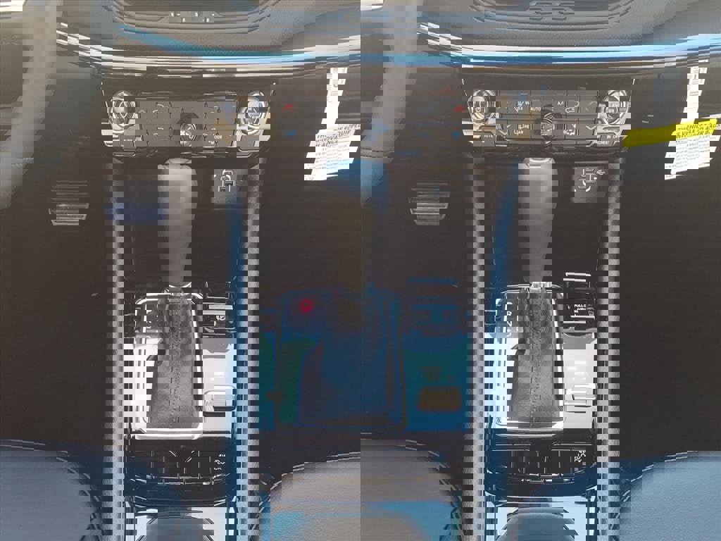 New 2026 Jeep Compass Limited image 10