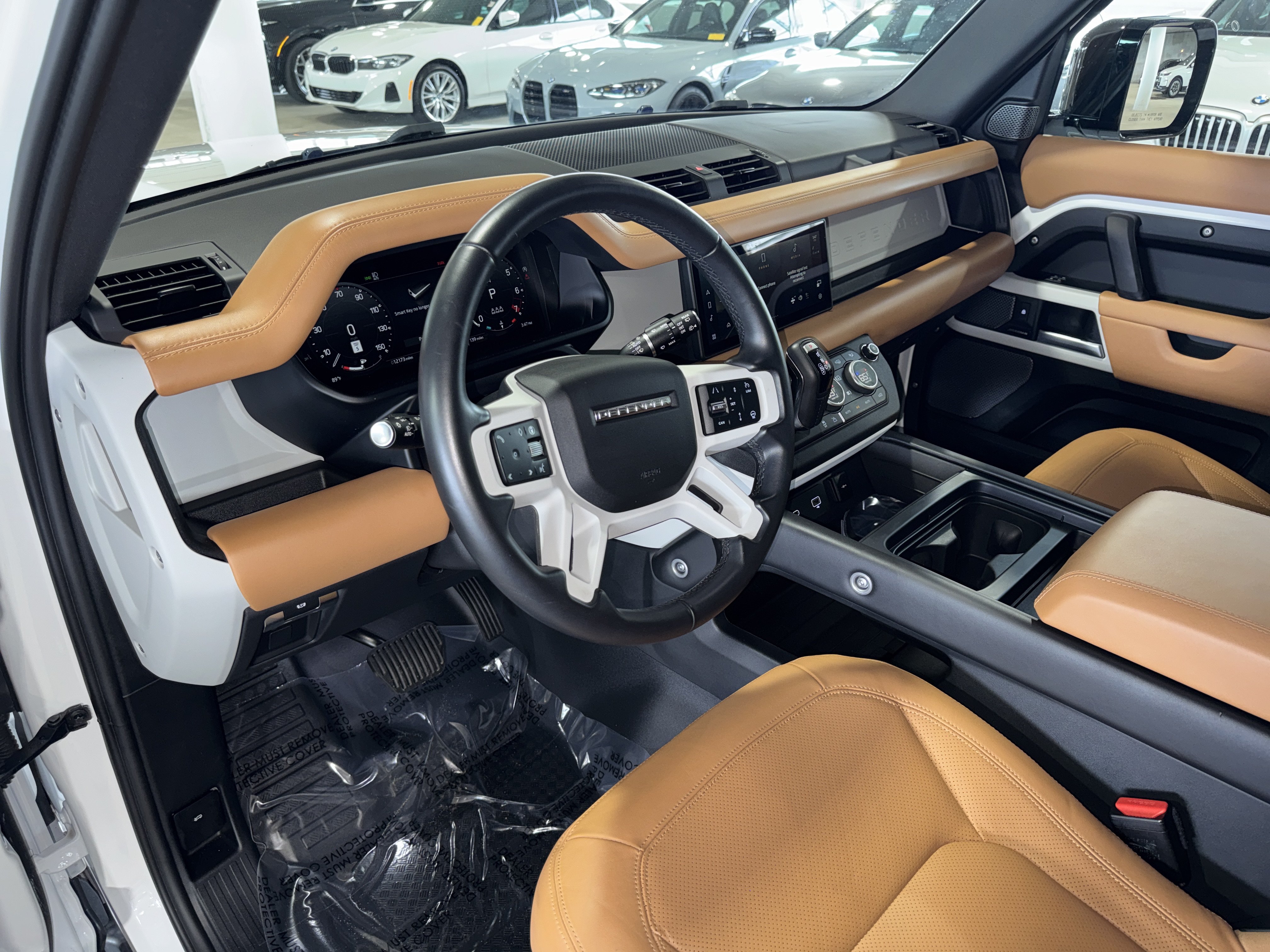 Used 2024 Land Rover Defender 110 SE AWD/4WD image 20