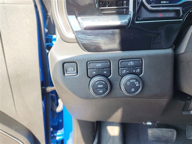 Used 2023 Chevrolet Silverado 1500 LT w/ Protection Package image 18