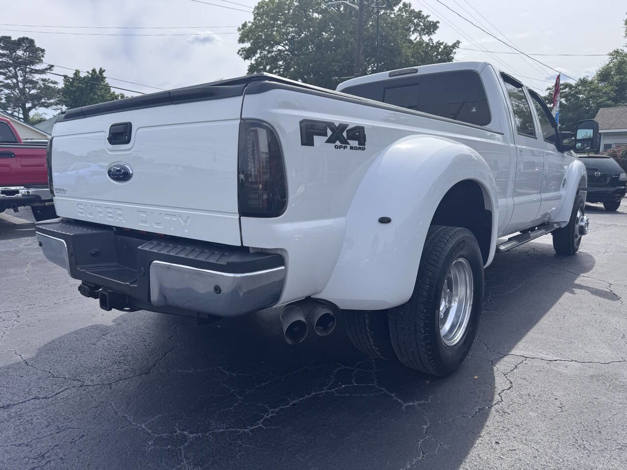 Used 2014 Ford F450 Lariat w/ Lariat Ultimate Package AWD/4WD image 6