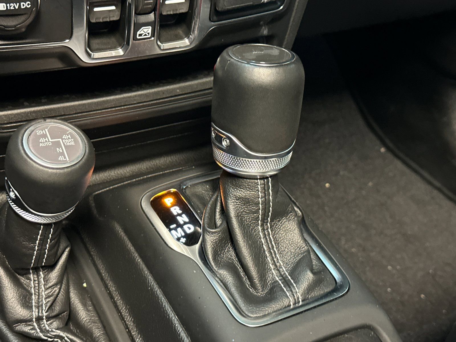 Used 2022 Jeep Wrangler Unlimited Sahara w/ Cold Weather Group image 21