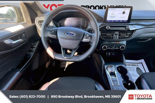 Used 2024 Ford Escape ST-Line image 5