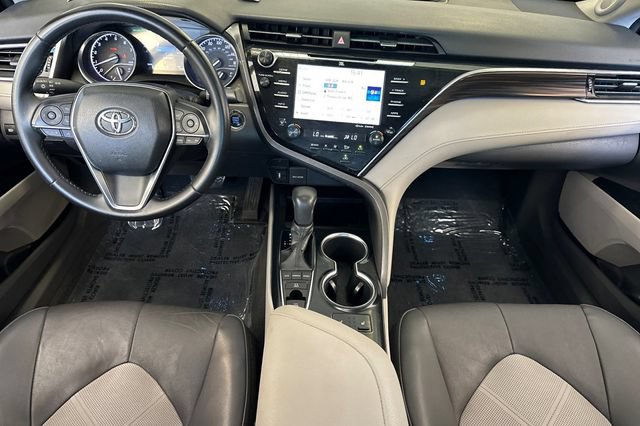 Used 2018 Toyota Camry XLE w/ Audio Package FWD image 17