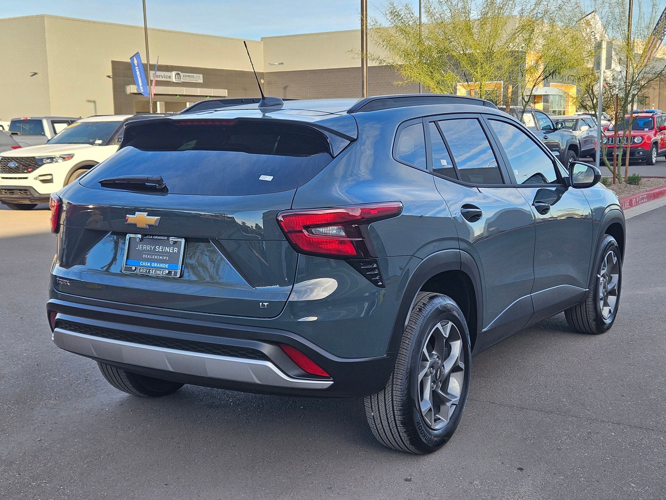 Certified 2026 Chevrolet Trax LT FWD image 5