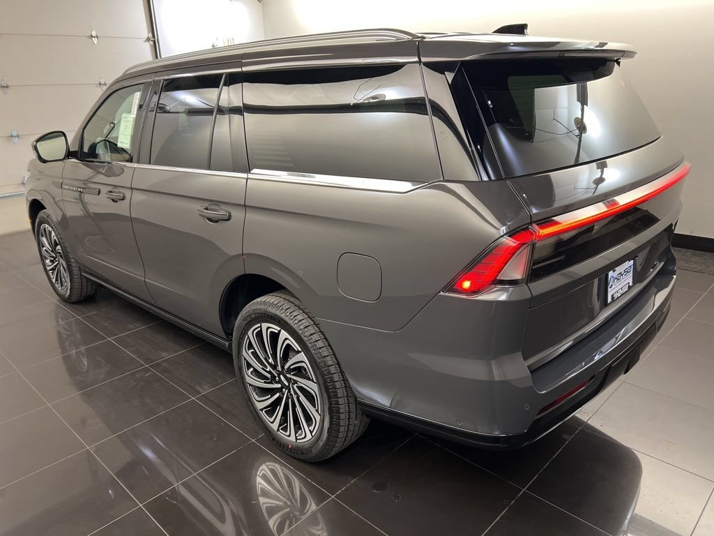 New 2025 Lincoln Navigator Black Label AWD/4WD image 4