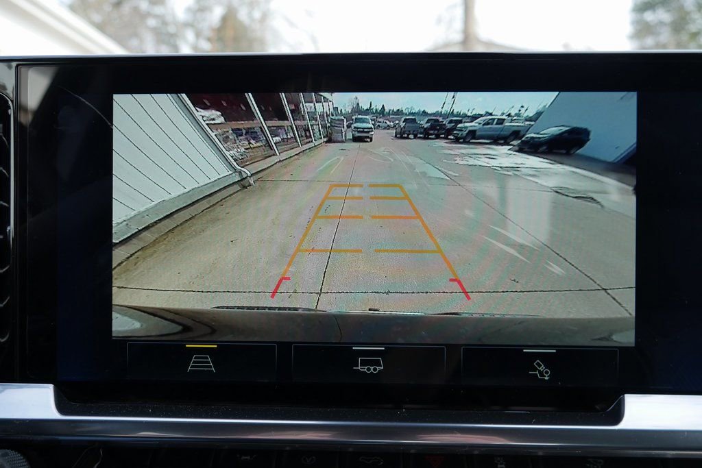 New 2026 Chevrolet Silverado 1500 LT w/ Z71 Off-Road Package image 17