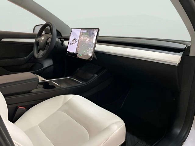 Used 2021 Tesla Model 3 Standard Range Plus RWD image 32