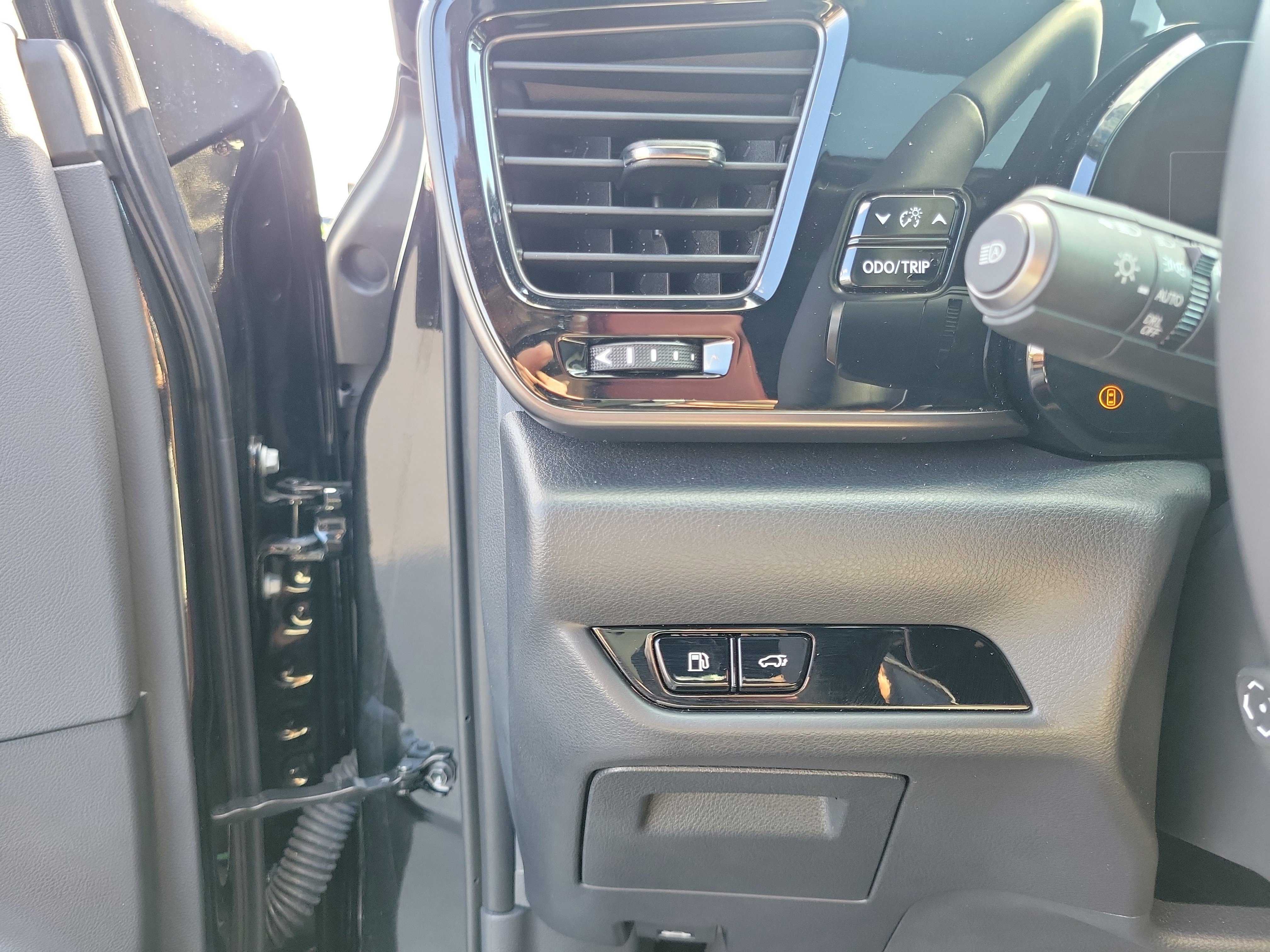 Used 2025 Lexus NX 250 FWD w/ Premium Package image 20