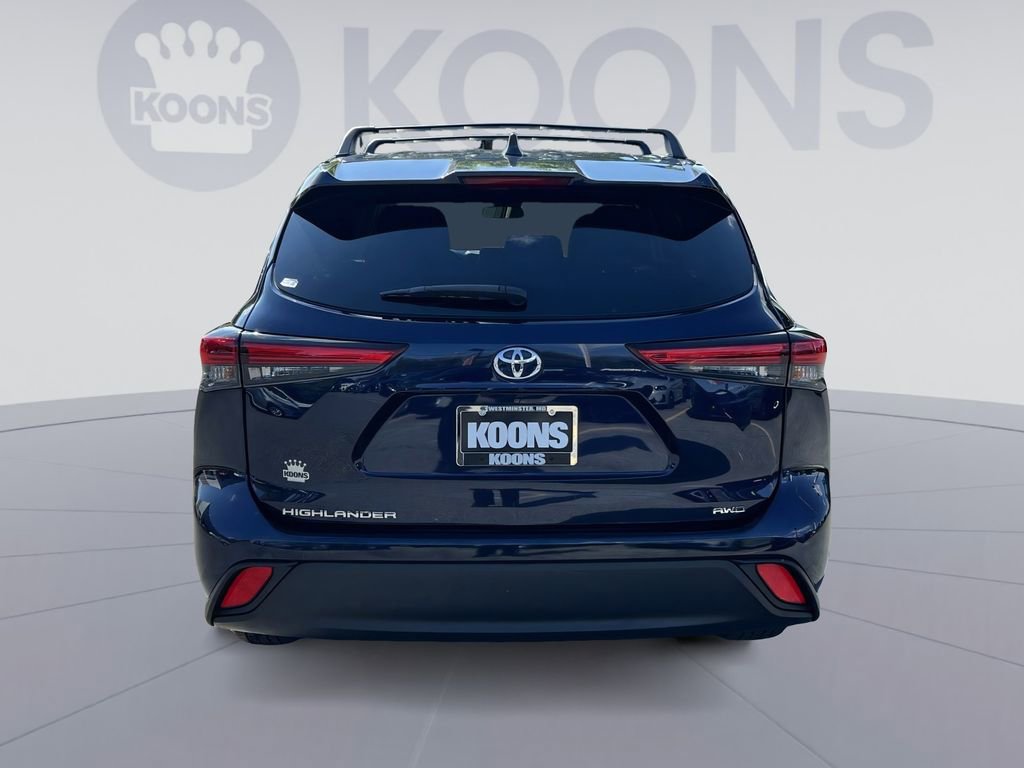 Used 2023 Toyota Highlander L AWD/4WD image 5