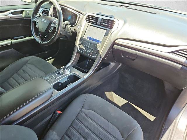 Used 2020 Ford Fusion SE FWD image 27