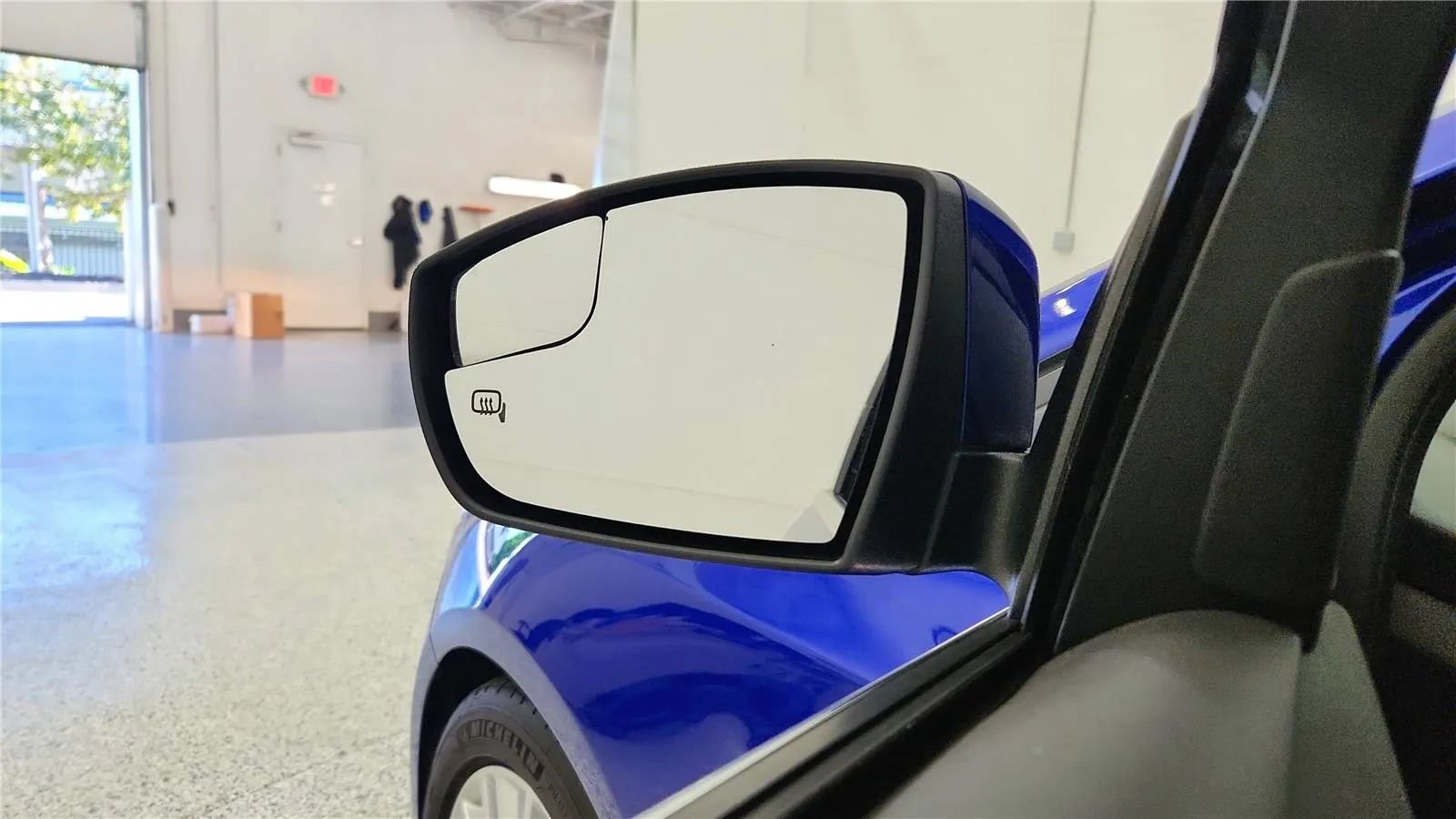 Used 2015 Ford Focus Titanium FWD image 31