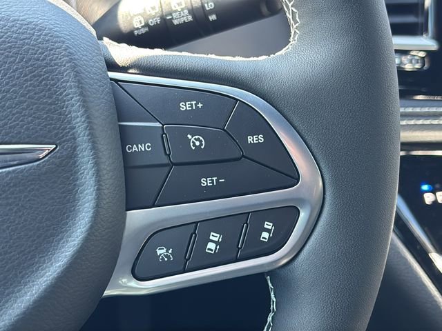 New 2026 Chrysler Pacifica Select image 27