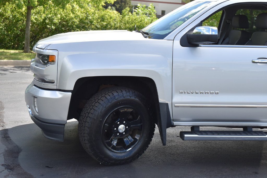 Used 2016 Chevrolet Silverado 1500 LTZ Z71 AWD/4WD image 12