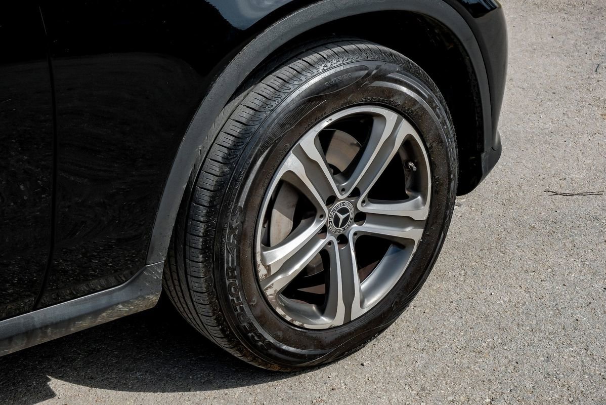 Used 2019 Mercedes-Benz GLC 300 image 59