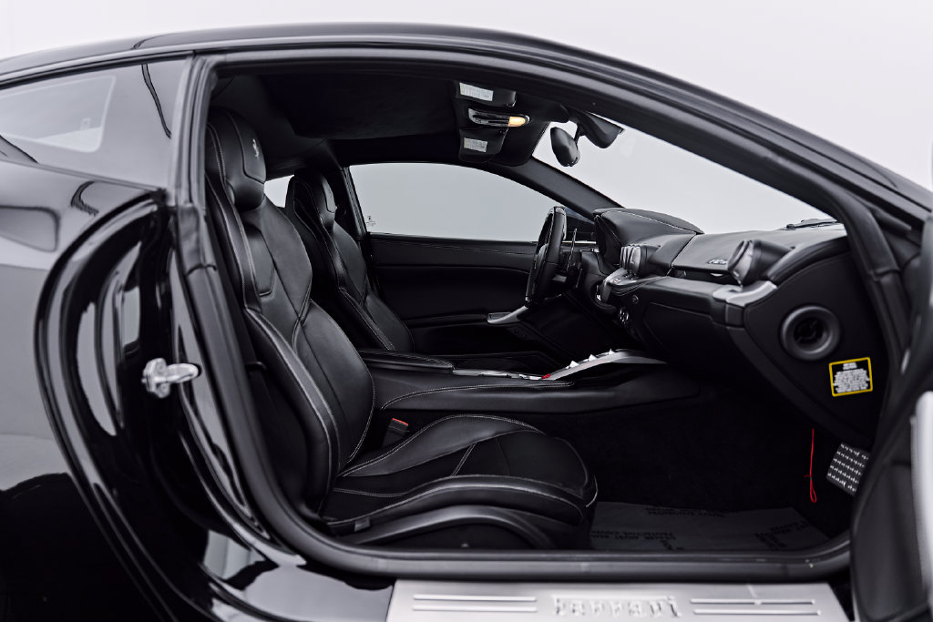 Used 2015 Ferrari F12 Berlinetta RWD image 40
