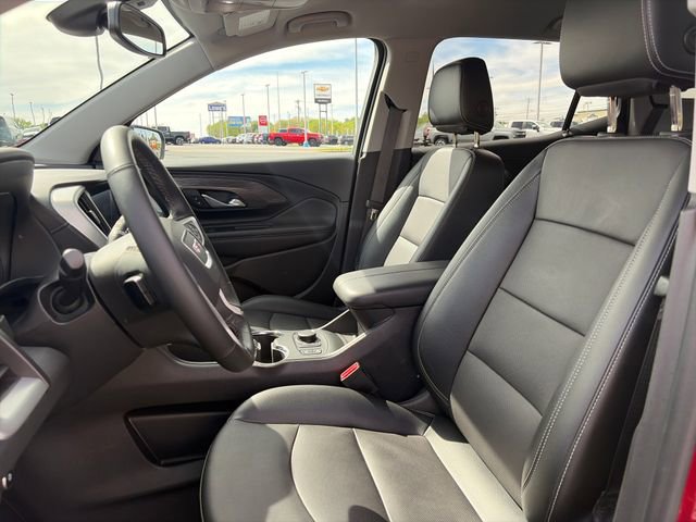 Used 2023 GMC Terrain SLT image 17