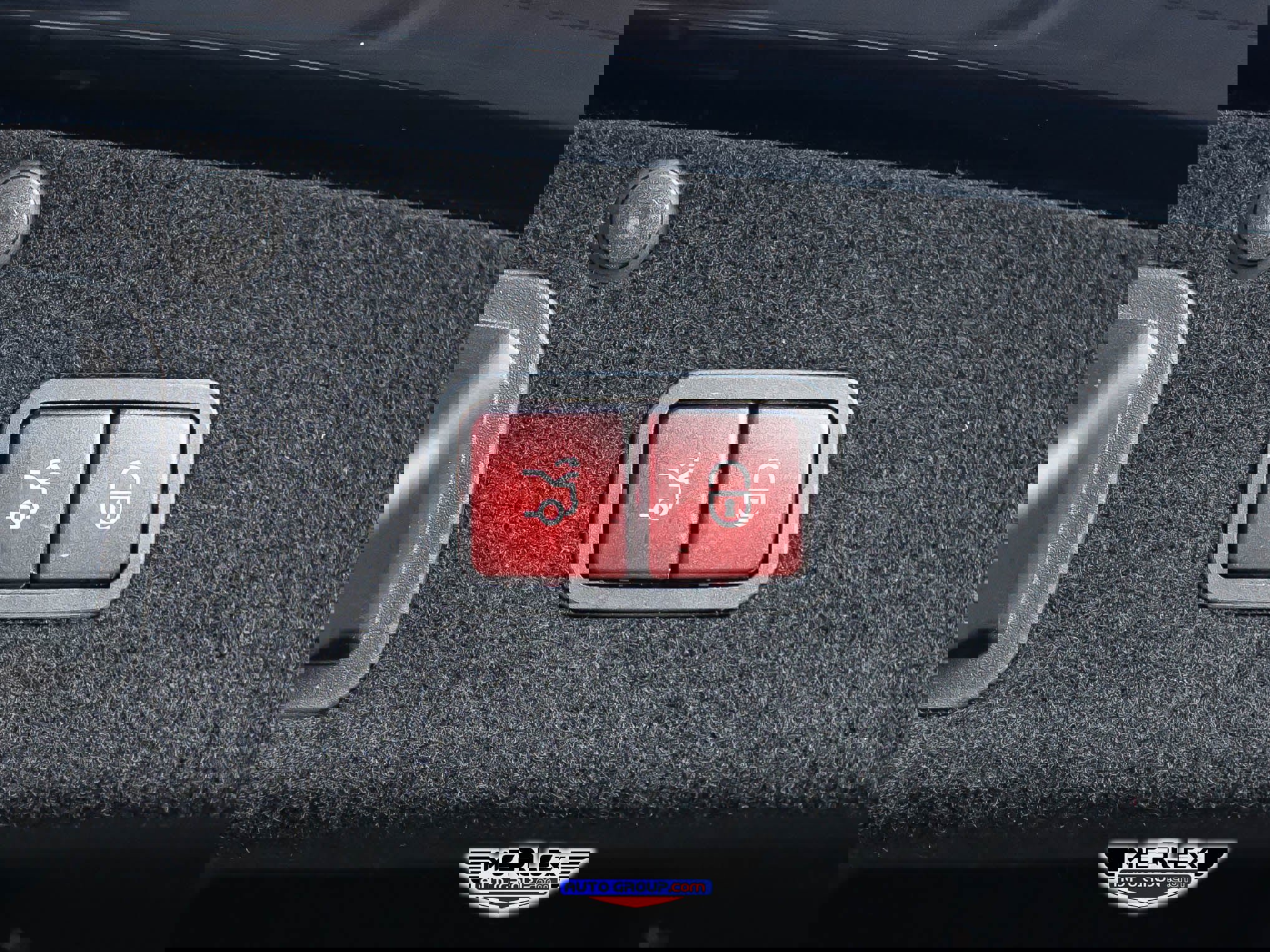 Used 2015 Mercedes-Benz S 550 4MATIC Sedan image 53