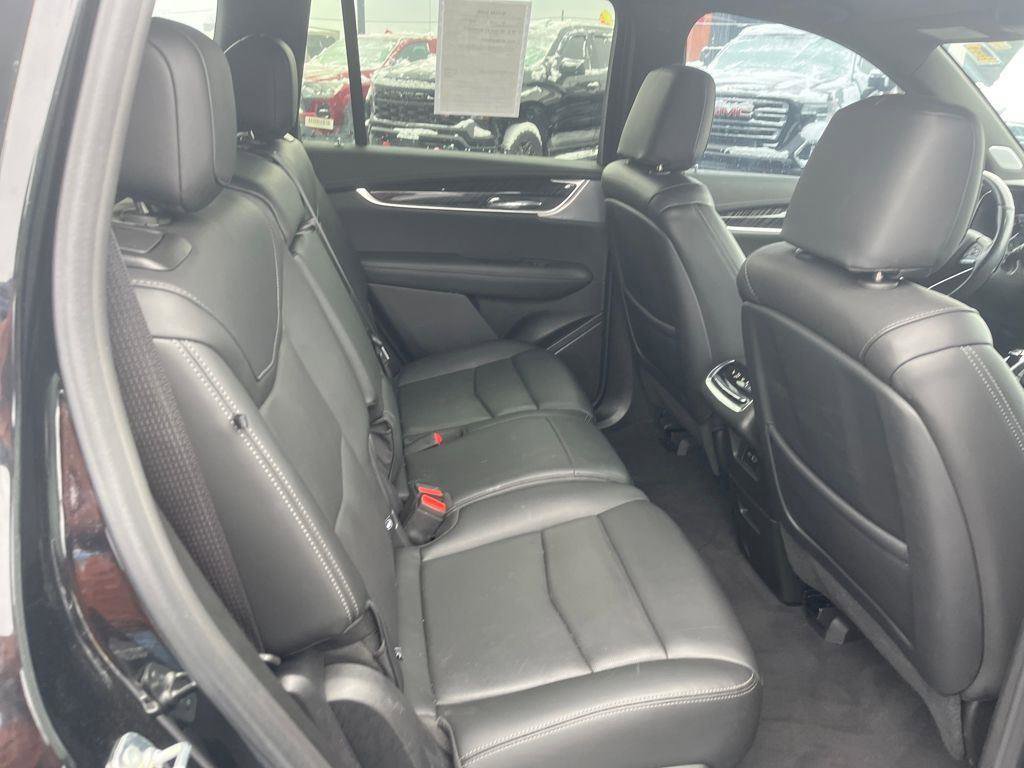 Used 2024 Cadillac XT6 Premium Luxury AWD/4WD image 25