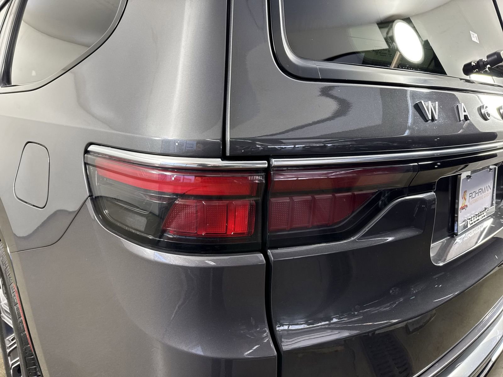 Used 2024 Jeep Wagoneer Series II w/ Flexible Seating Group image 30