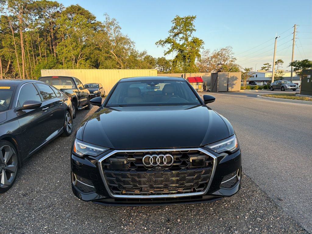 Used 2024 Audi A6 Premium Plus image 2