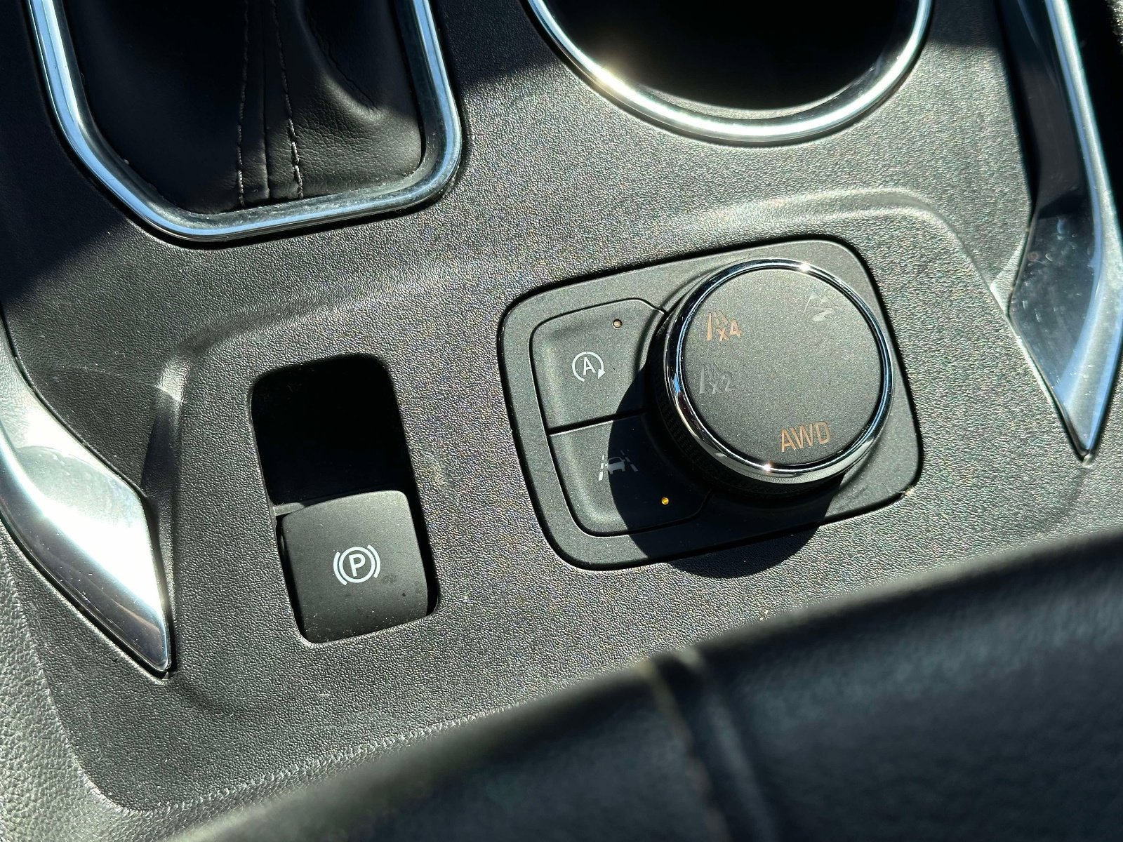 Certified 2023 Chevrolet Traverse LT w/ LT Premium Package image 35