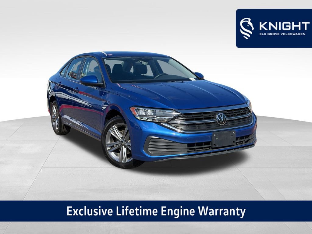 Used 2024 Volkswagen Jetta SE image 1