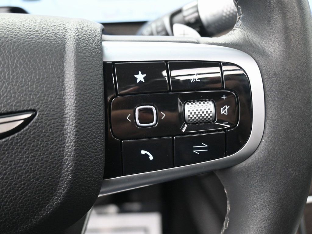 Used 2025 Genesis GV80 2.5T Advanced image 23