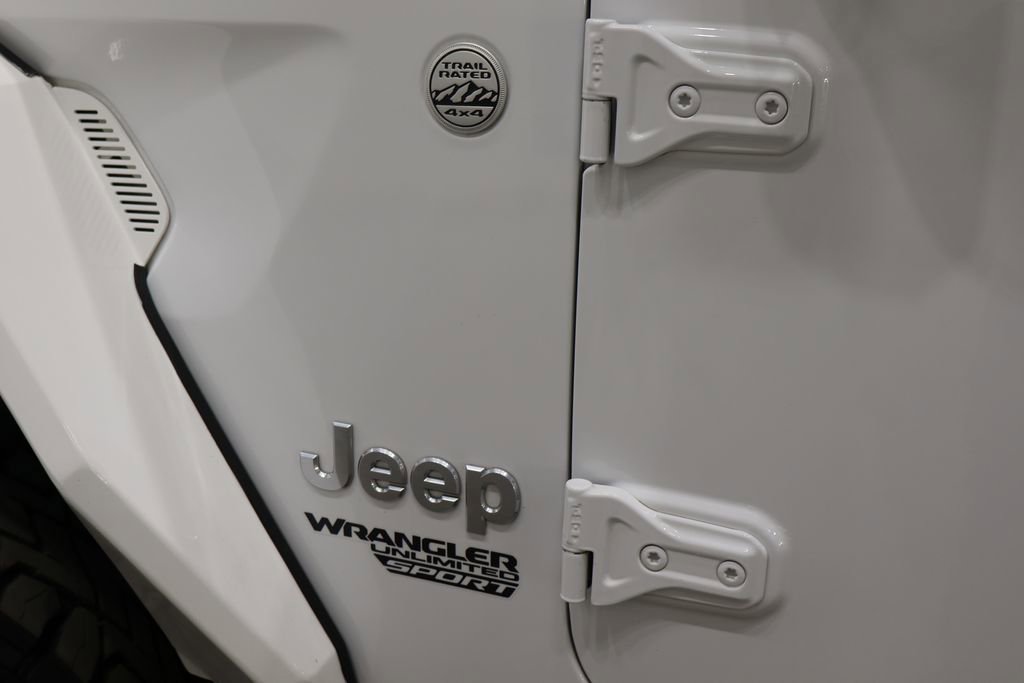 Used 2018 Jeep Wrangler Unlimited Sport S image 29