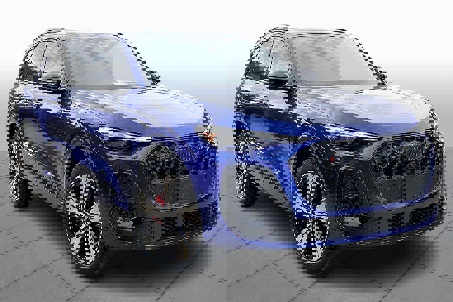 New 2025 Audi SQ5 Premium Plus image 2