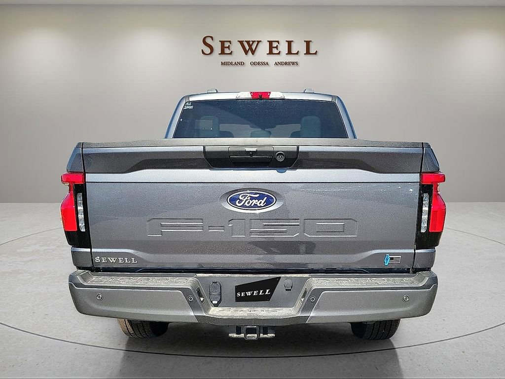 New 2025 Ford F150 Lightning Flash AWD/4WD image 4