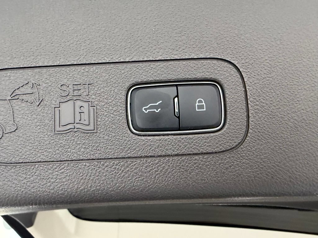 Used 2021 Lincoln Aviator Reserve w/ Elements Package Plus AWD/4WD image 36