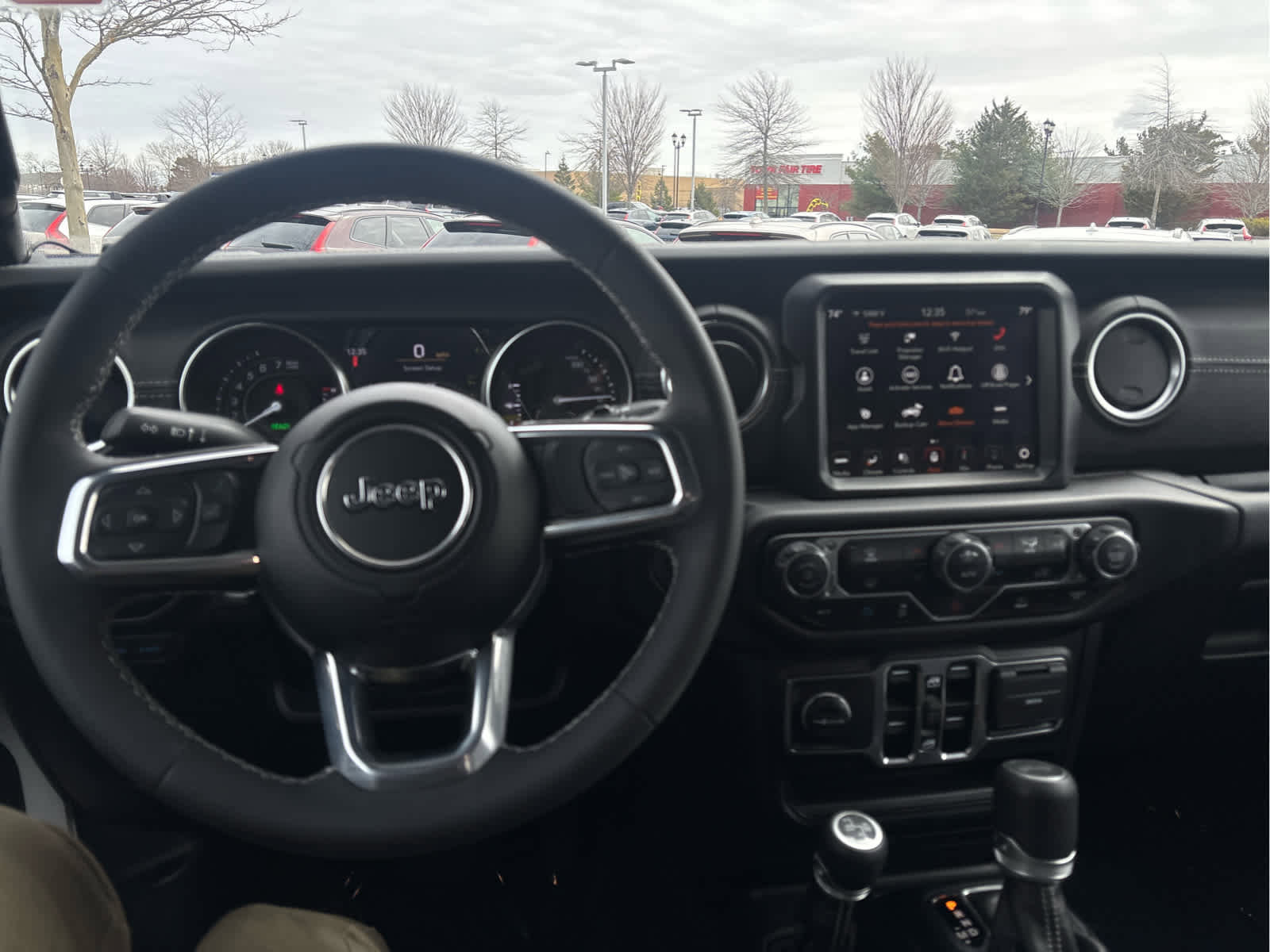 Used 2023 Jeep Wrangler Sahara image 11