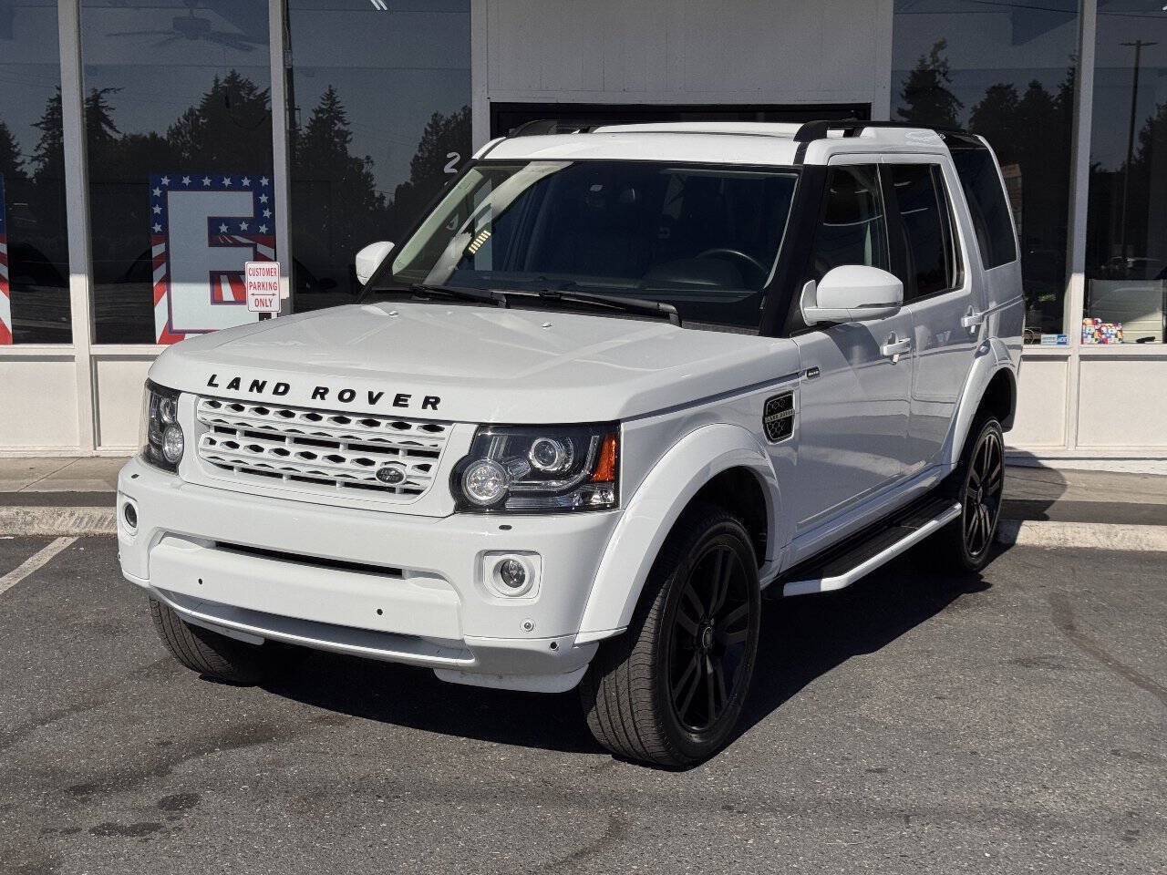 Used 2016 Land Rover LR4 HSE LUX AWD/4WD image 1