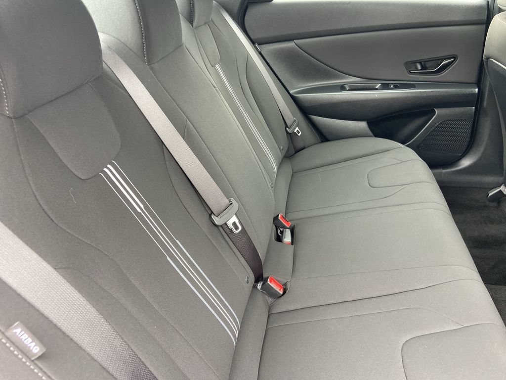Used 2026 Hyundai Elantra Sport FWD image 21