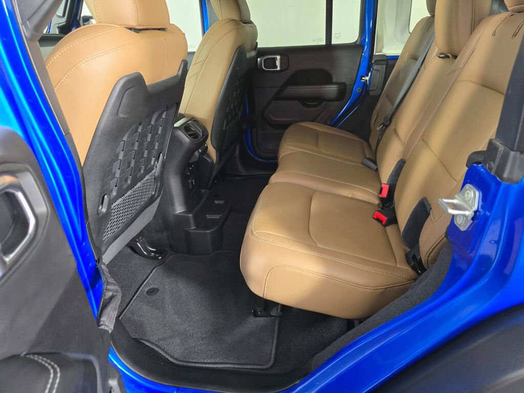 Used 2021 Jeep Wrangler Unlimited Rubicon image 38