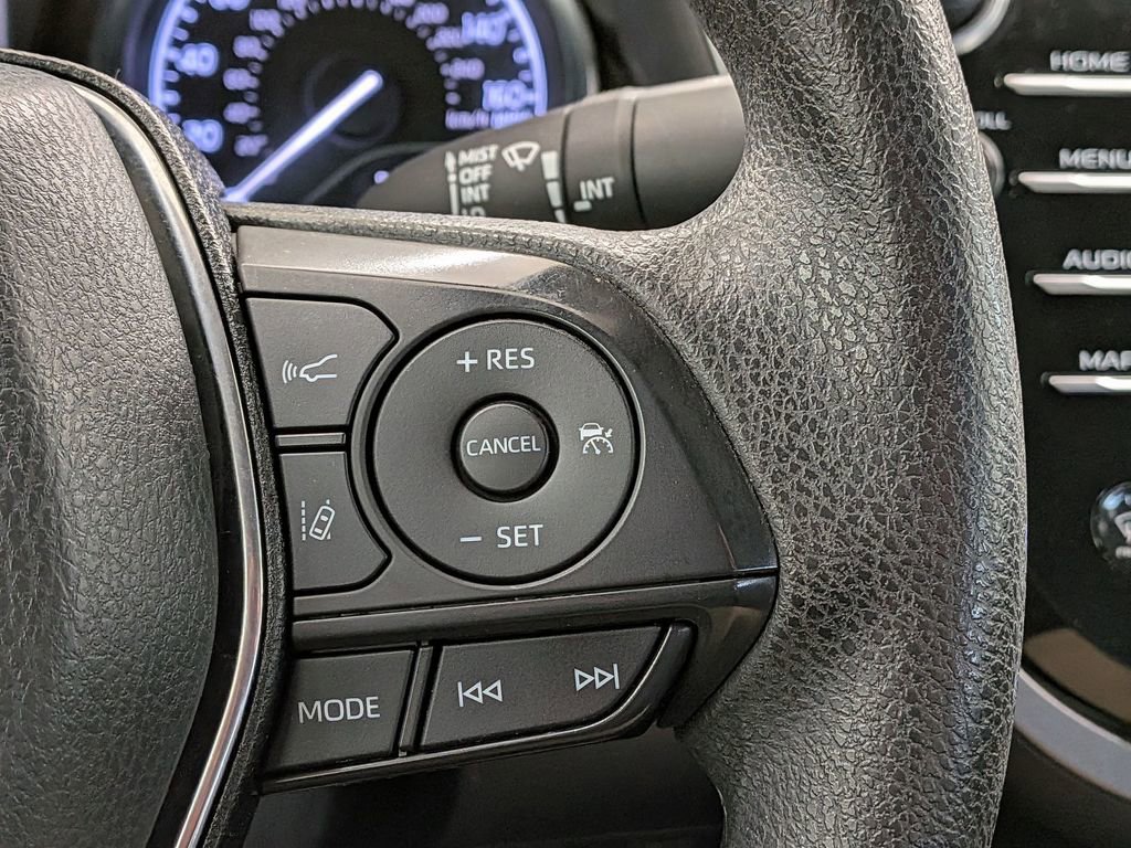 Used 2020 Toyota Camry LE w/ Sunroof Package image 20