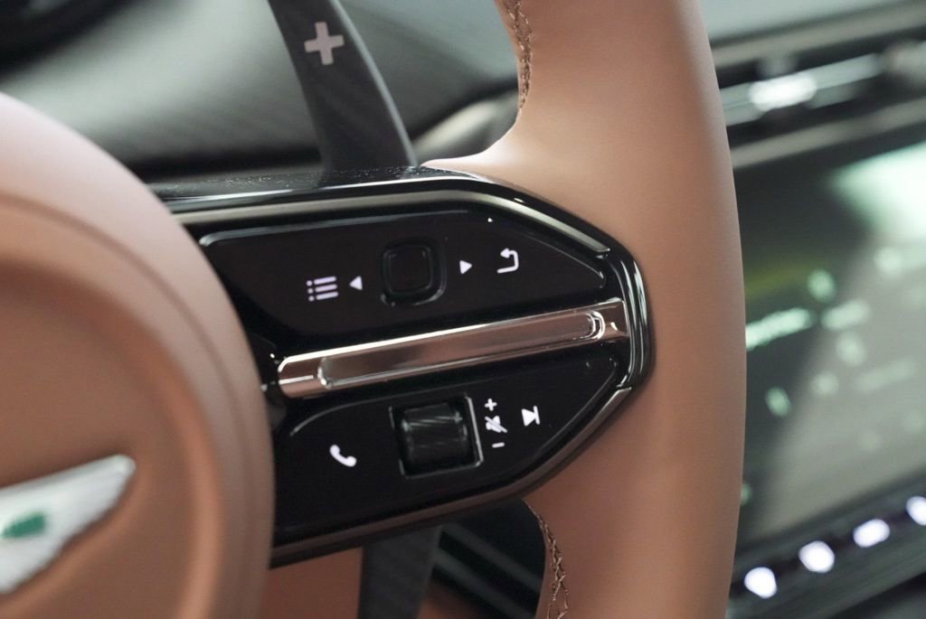 New 2026 Aston Martin V8 Vantage S image 10